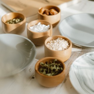 کاسه آجیل خوری