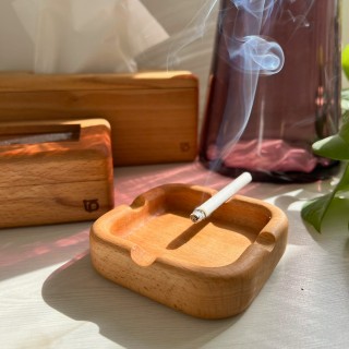 زیرسیگاری مربع